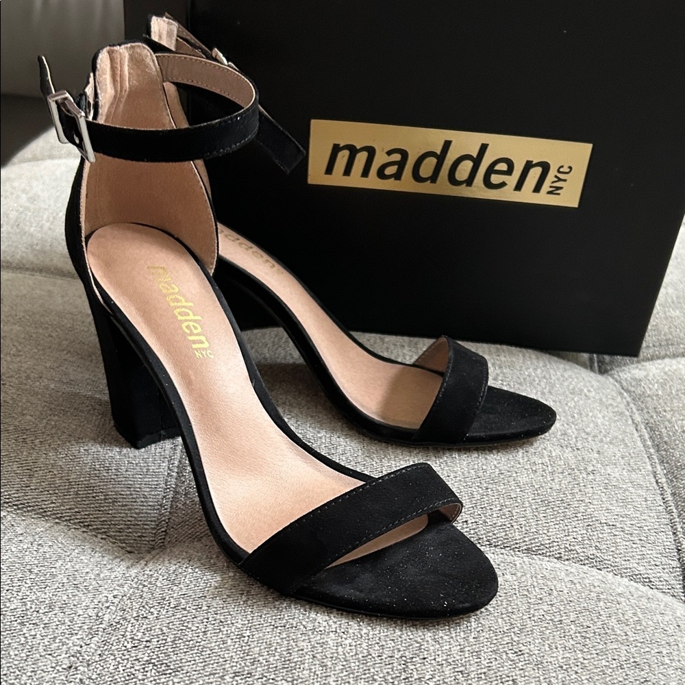 Madden NYC Women's Black Block Heel Ankle Strap Sandals